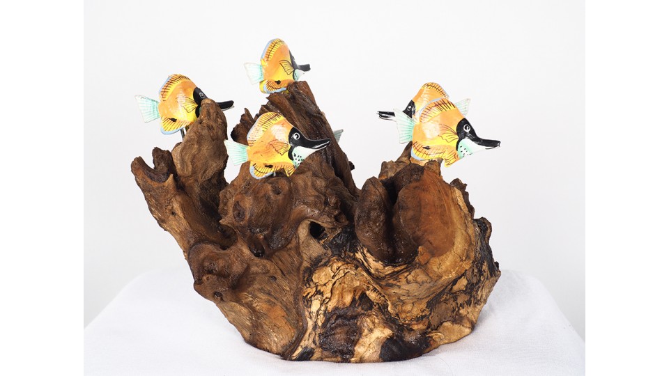 Driftwood Decoration, Yellow Small Fish with Driftwood Stand Home Decoration