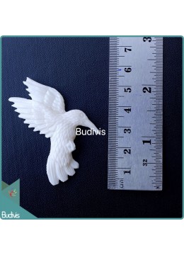 wholesale Flying Hummingbird Ox Bone Carved Spirit Model, Costume Jewellery