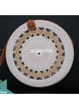 wholesale White Rattan Bag With Crème Hand Woven At Top, Fashion Bags