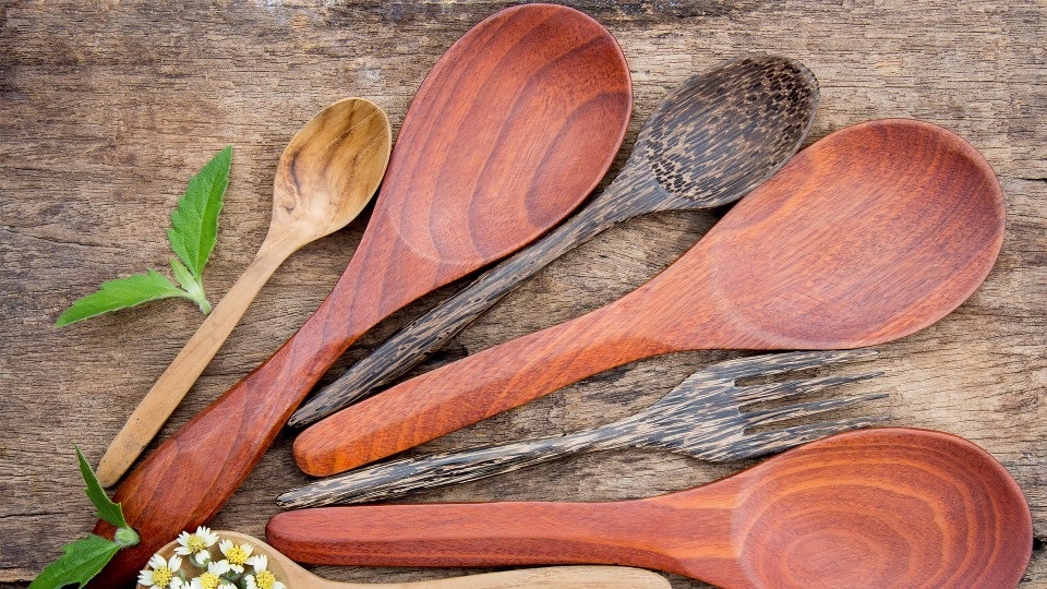 Discover the Beauty of Handmade Wooden Spoons from Budivis Store: The Perfect Eco-Friendly Kitchen Set for Your Restaurant