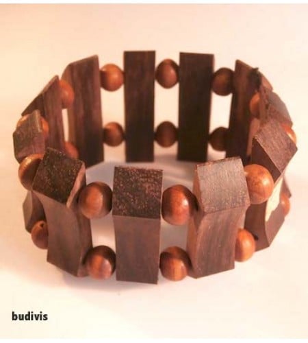 Wooden stretch bracelet