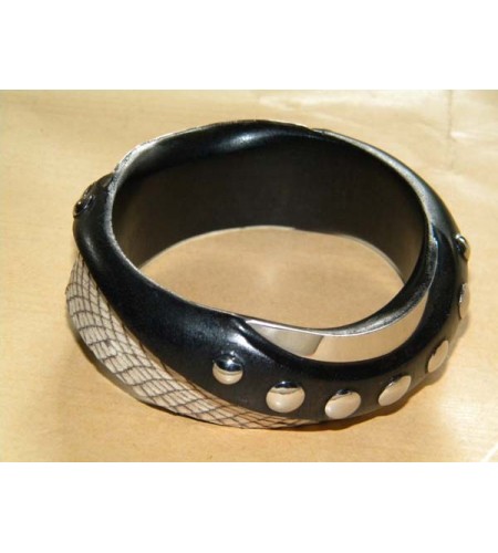 Wooden Bangle Leather Snake