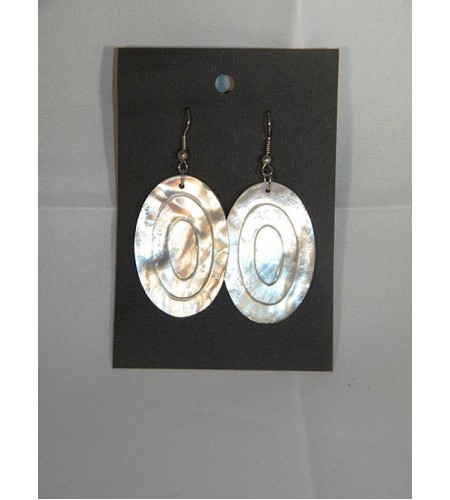 Shell Earring, Seashell Earring, Carved Mop Shell Earrings