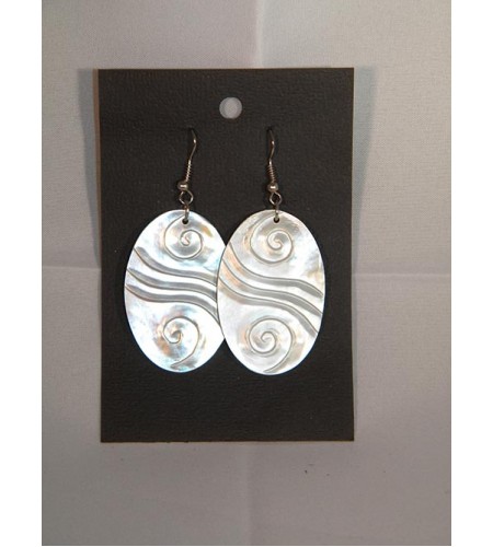 Shell Earring, Seashell Earring, Carved Mop Shell Earrings