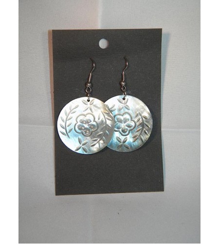 Shell Earring, Seashell Earring, Carved Mop Shell Earrings