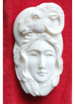 Best Selling Balinese Bone Carved Pendant Spirit Model