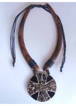 Wooden Choker Pendant Necklace Made In Indonesia