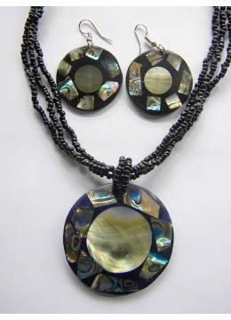 Necklace Bead Pendant Set For Sale