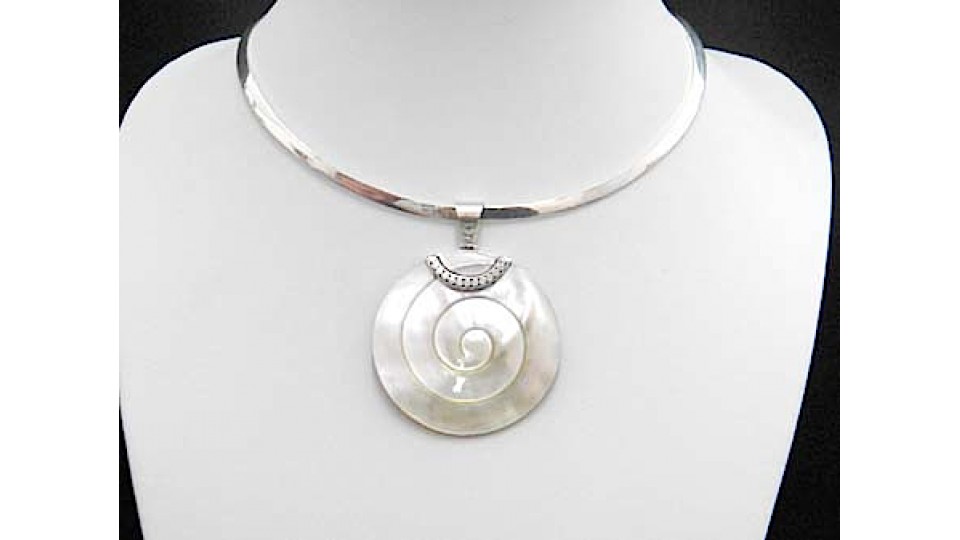 Affordable Pendant Shell Carving Sterling Silver 925