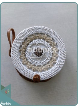 Coconutnut Shell Decorated White Rattan Woven Bag