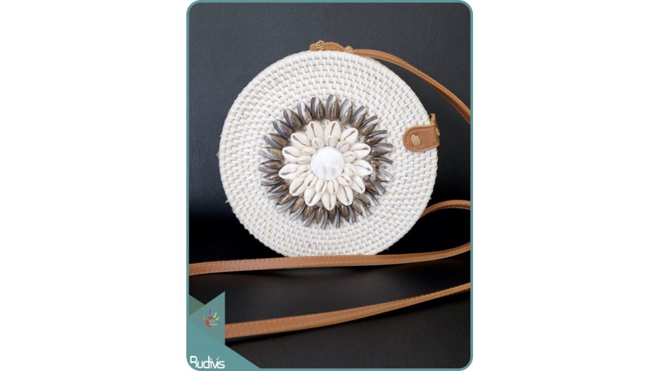 Sea Shell White Round Rattan Bag