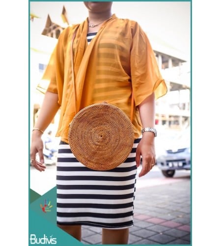 Natural Solid Rattan Bag With Leather Strap