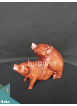 Animal Wood Carving Pig Making Love