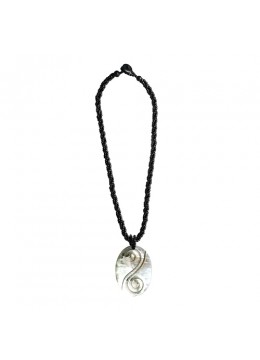 Penden Mop Shell Slide Necklace Bestseller