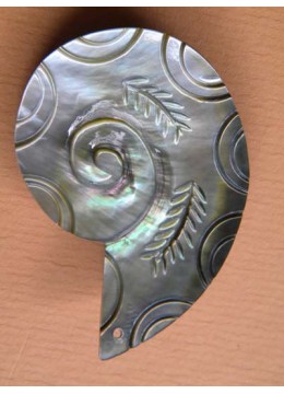 Bali Shell Pendant