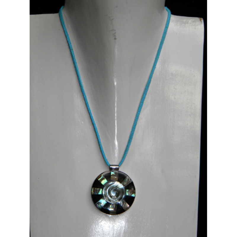 Necklace With Shell Pendant Stainless Steel Top Model