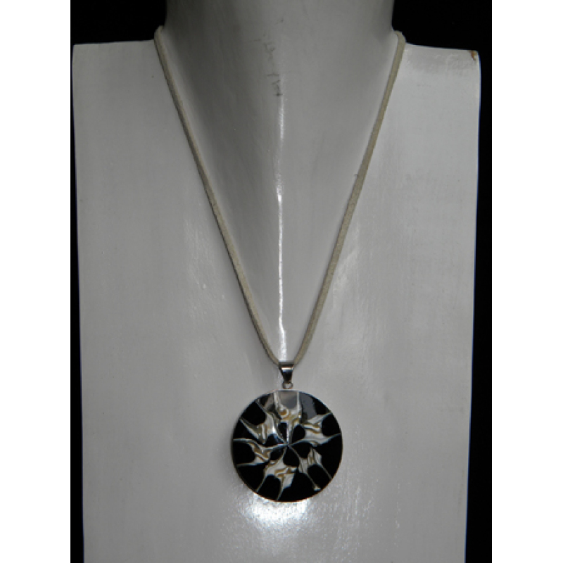 Necklace With Shell Pendant Stainless Steel