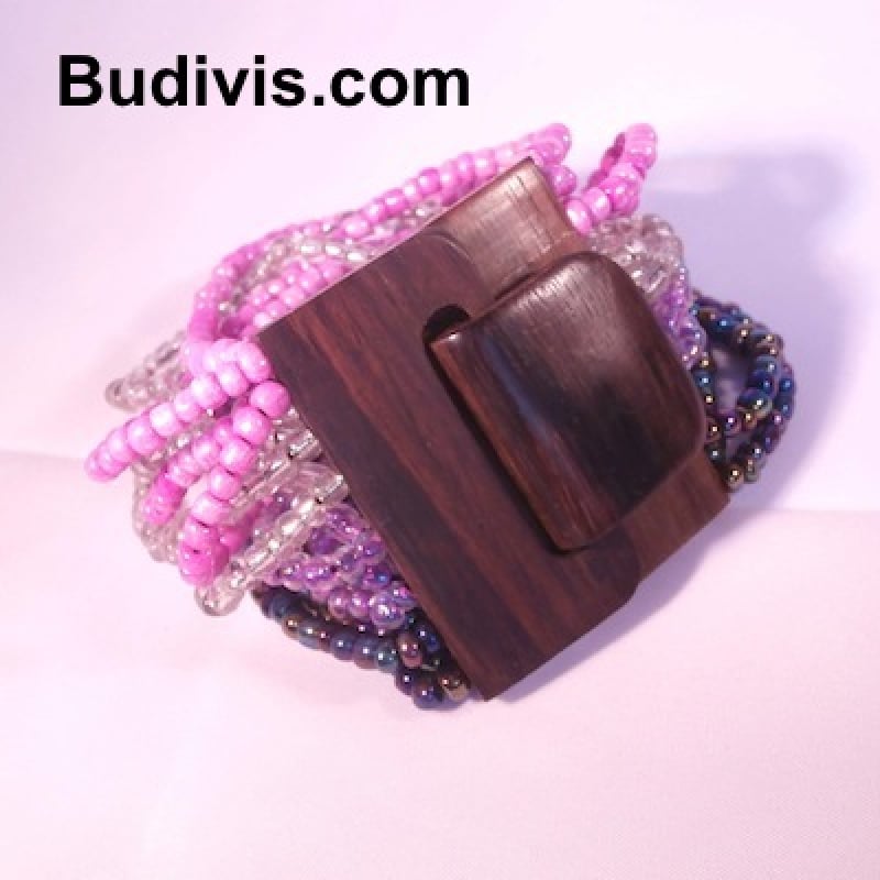 Beaded Bracelet Wood Buckle