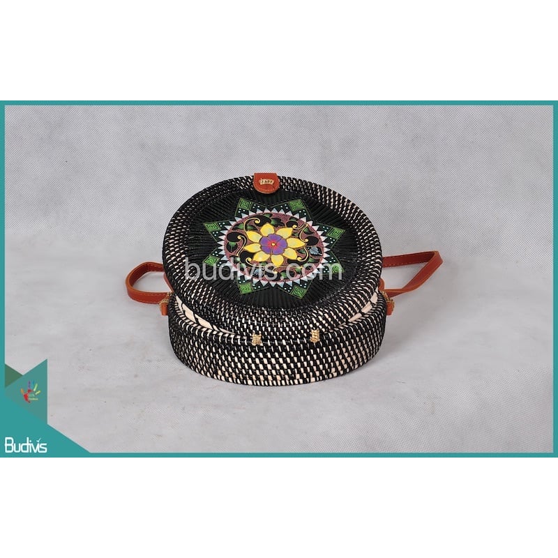 Top Model Round Bag Black Synthetic Material With Wood Flower Rattan