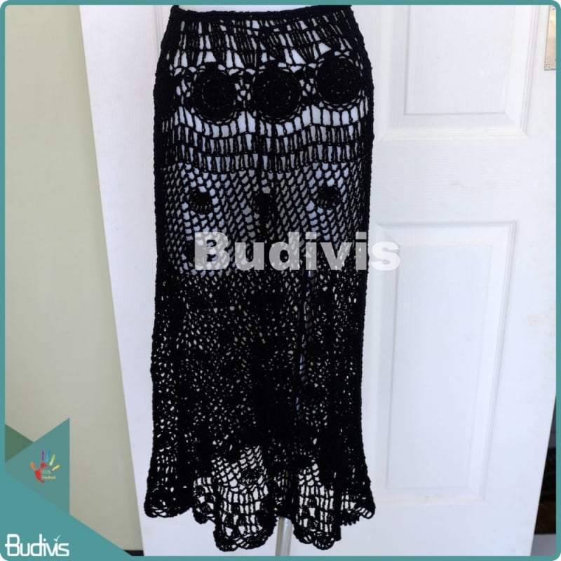 Black Long Knitted Skirt