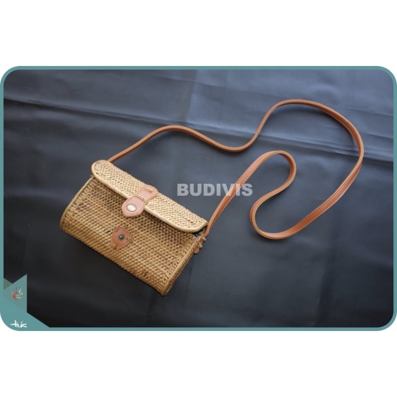 Solid Ata Natural Brown Wallet Crossbody Bag