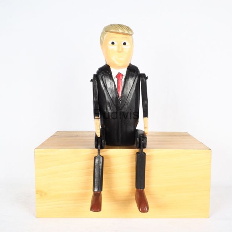 Wholesale Bali Wooden Statues Iconic Figures, Donald Trump