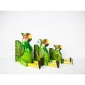 Supplier Set Wooden Statue Animal Model, Green Parrot