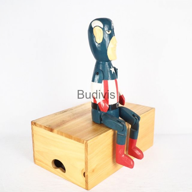 Factory Direct Craftsman Wooden Statue Iconic Figures, C.America